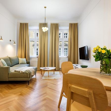 Tyzenhauz Suites Topolowa Krakow Bagian luar foto